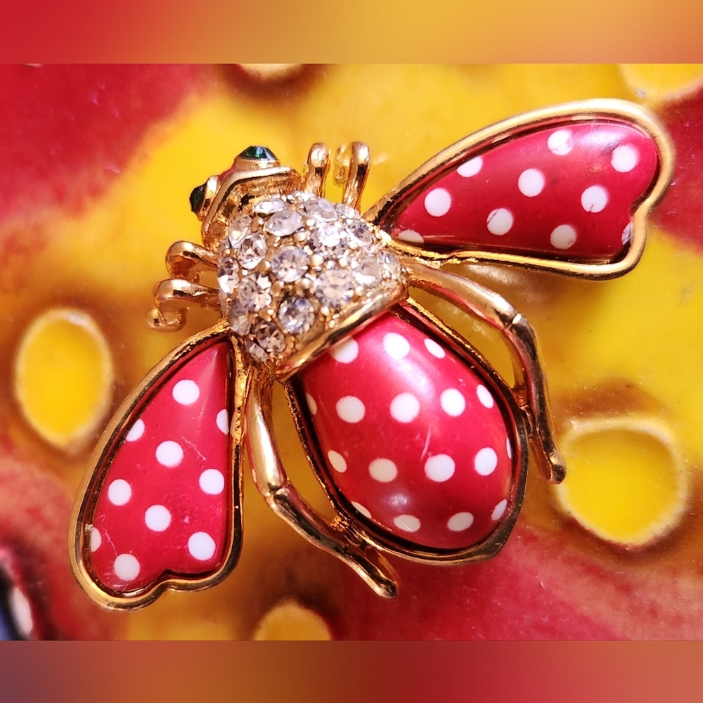 JOAN RIVERS RED White Polka Dots BEE Pin Pave Swarovski Crystals Brooch 2.5" EUC